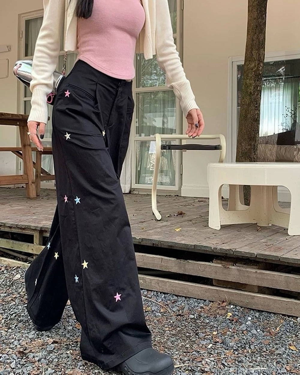 star girl aesthetic baggy pants